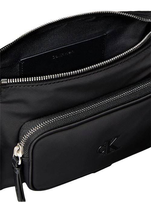Borsa da spalla morbida in satin e nylon Calvin Klein | LV04F3132GUB1